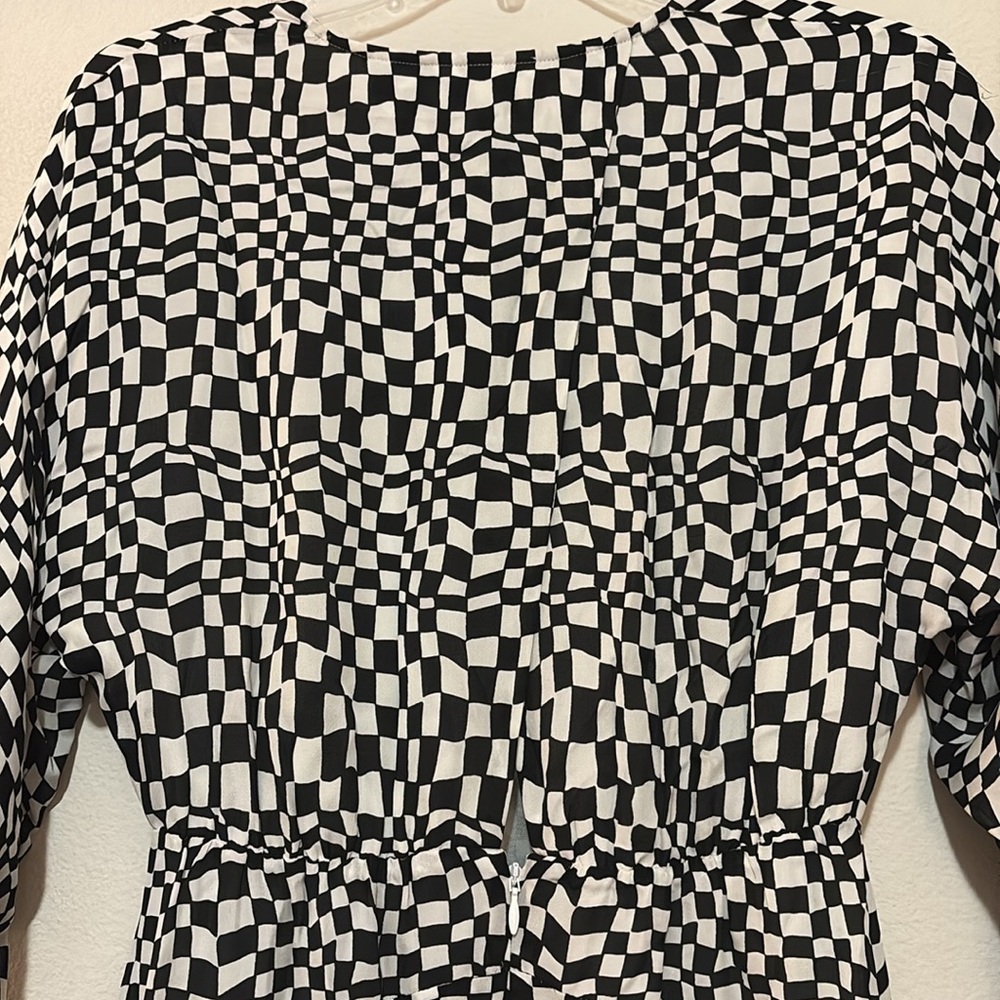 Elie Tahari Black/White Printed Surplice Silk Midi Dress SZ XS NWT - Picture 6 of 8